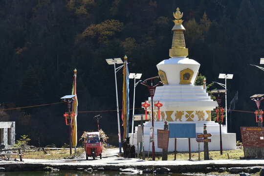 云南香格里拉雨崩村