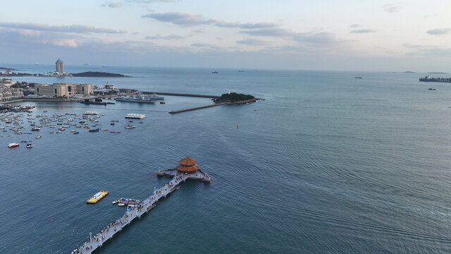 青岛海滨落日小青岛