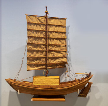 网梭船模型