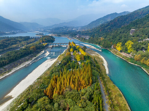 成都都江堰景区秋色