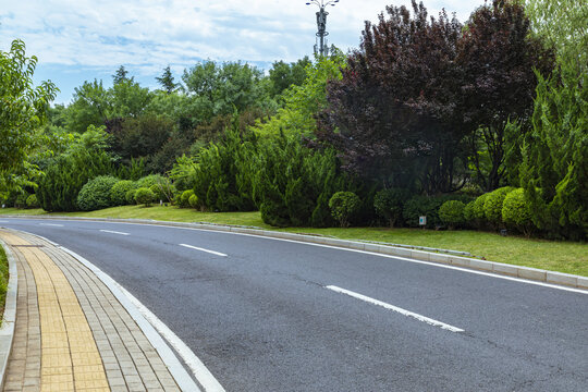 济南龙洞立交道路