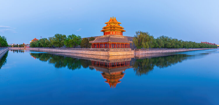 北京故宫角楼蓝调时分夜景