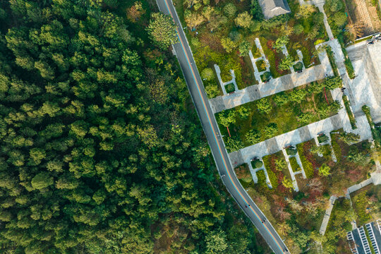 徐州卧牛山公园彩虹路