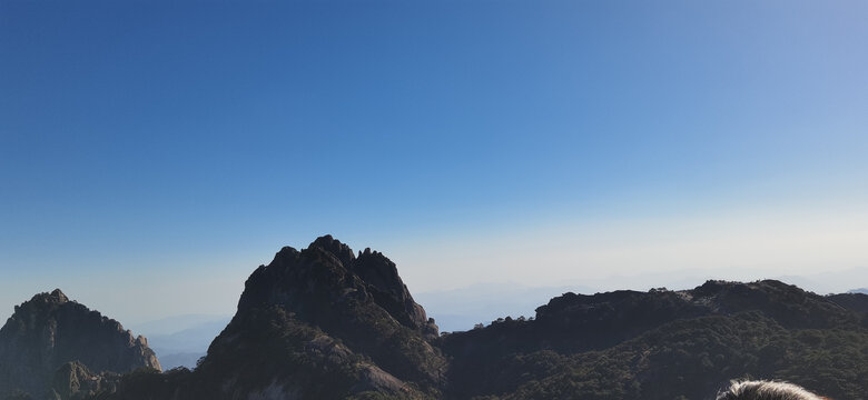 黄山山峦