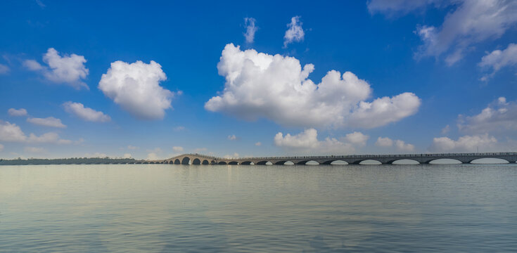上海淀山湖彩虹桥