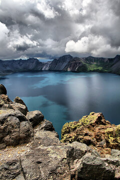 长白山天池火山口