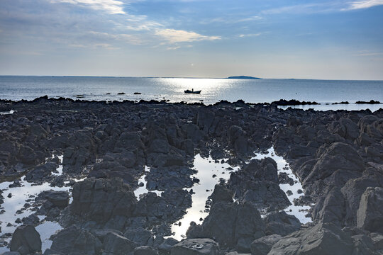 海边海岛岩石风光