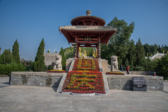 山西省万荣县后土祠