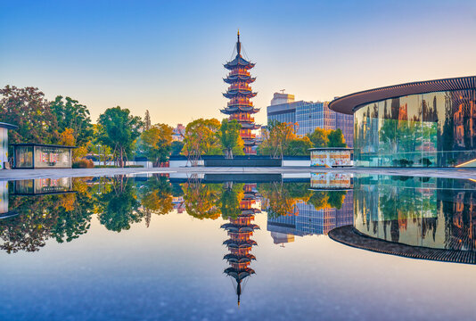 上海龙华塔风景