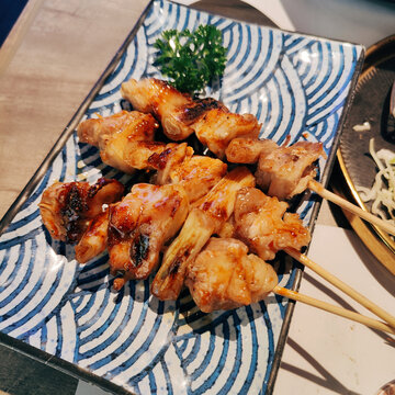 日式烤鸡肉串