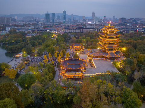 济南大明湖夜景