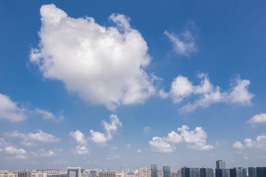 城市天空云彩