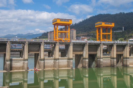 水利闸坝风光