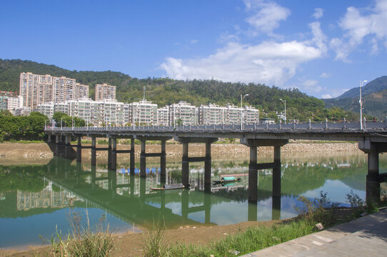 华安城东大桥风景