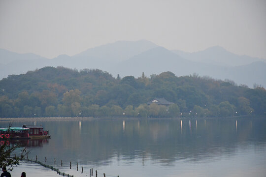 西湖断桥的风景