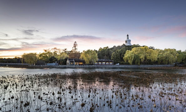 北海公园秋景