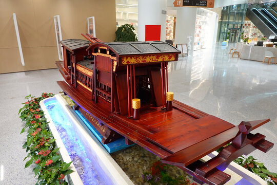 嘉兴南湖红船模型