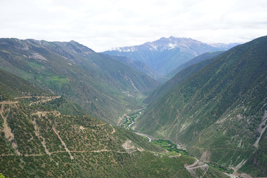 高山峡谷