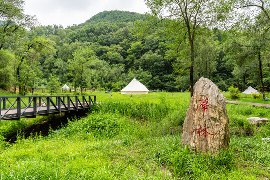 北京九眼楼长城景区萃林