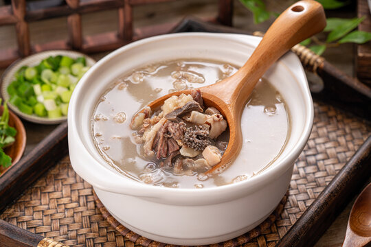 羊雜湯