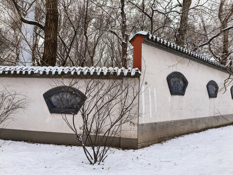 雪后清昭陵围墙