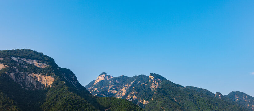 青山蓝天