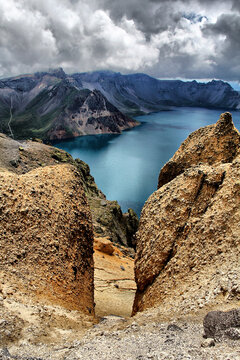 长白山天池火山口