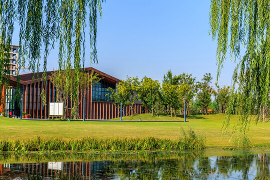 湖泊河流草地绿化社区