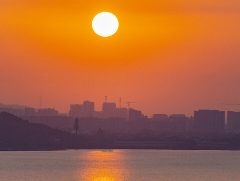 太湖日出