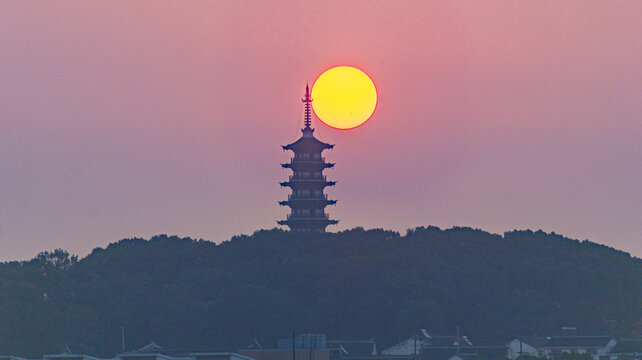 苏州吴中区光福铜观音寺日出