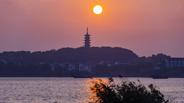 苏州吴中区光福铜观音寺日出