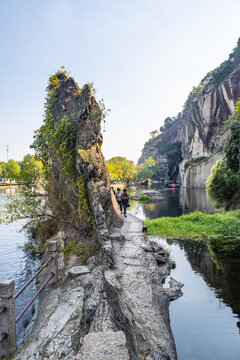 绍兴东湖景区