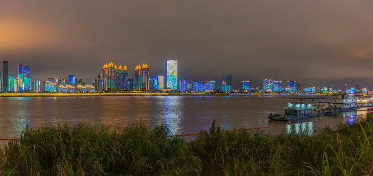 武汉汉口江滩城市夜景