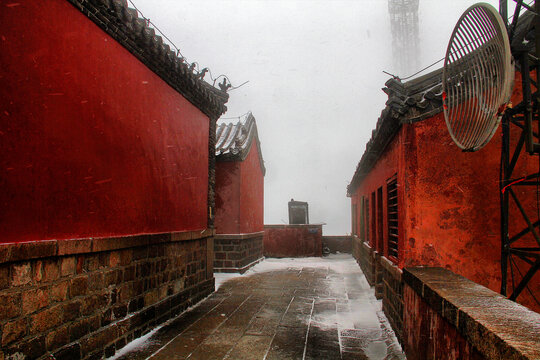 泰山极顶雪景