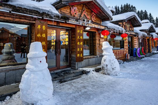 中国雪乡雪后街景