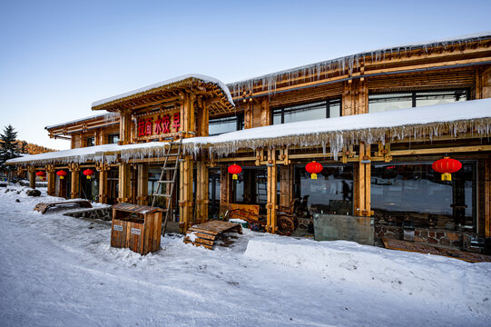 中国雪乡雪后街景