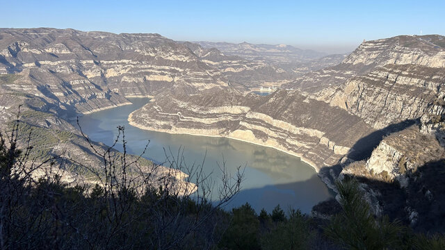 窑儿上村鳄鱼湾