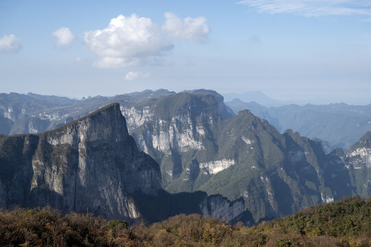 张家界天门山风景区山顶风光