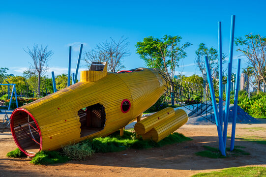 儿童公园潜水艇玩具
