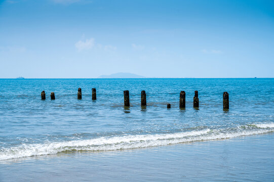 海滩波浪