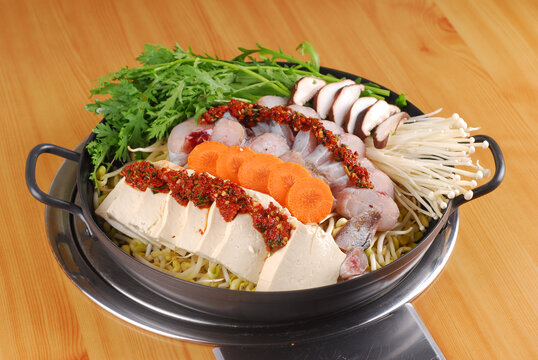韩式鳕鱼豆腐锅