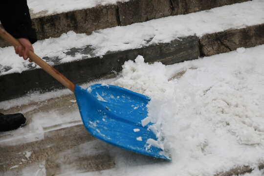 清扫积雪