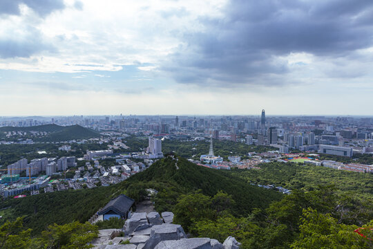 山东济南千佛山城市航拍