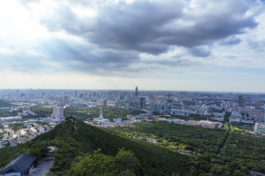 山东济南千佛山城市航拍