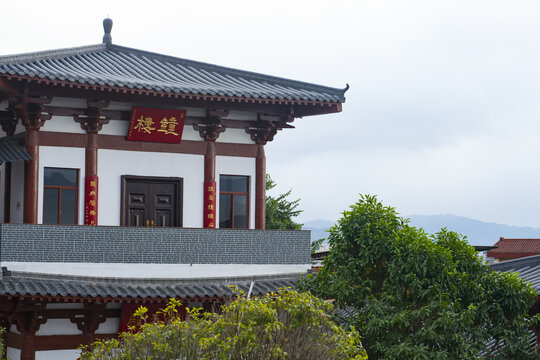 龙泉寺钟楼