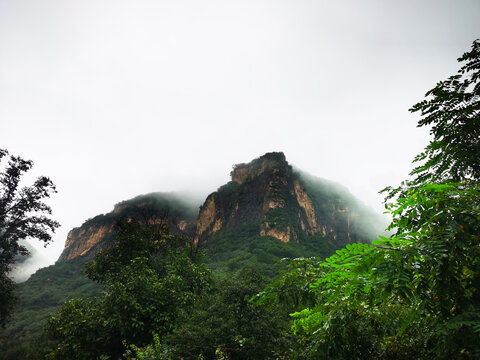 山峰