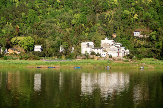 皖南山村