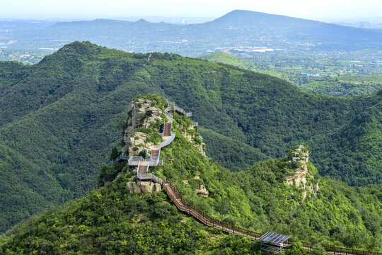 高山丘壑