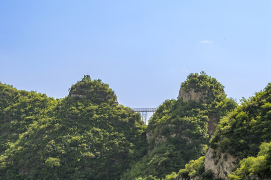 高山丘壑