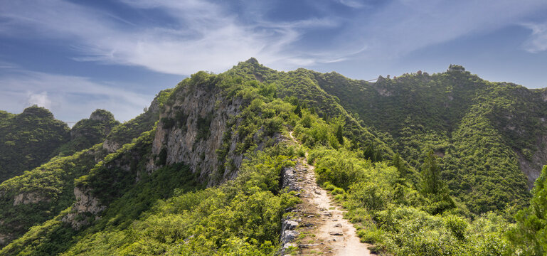 高山丘壑